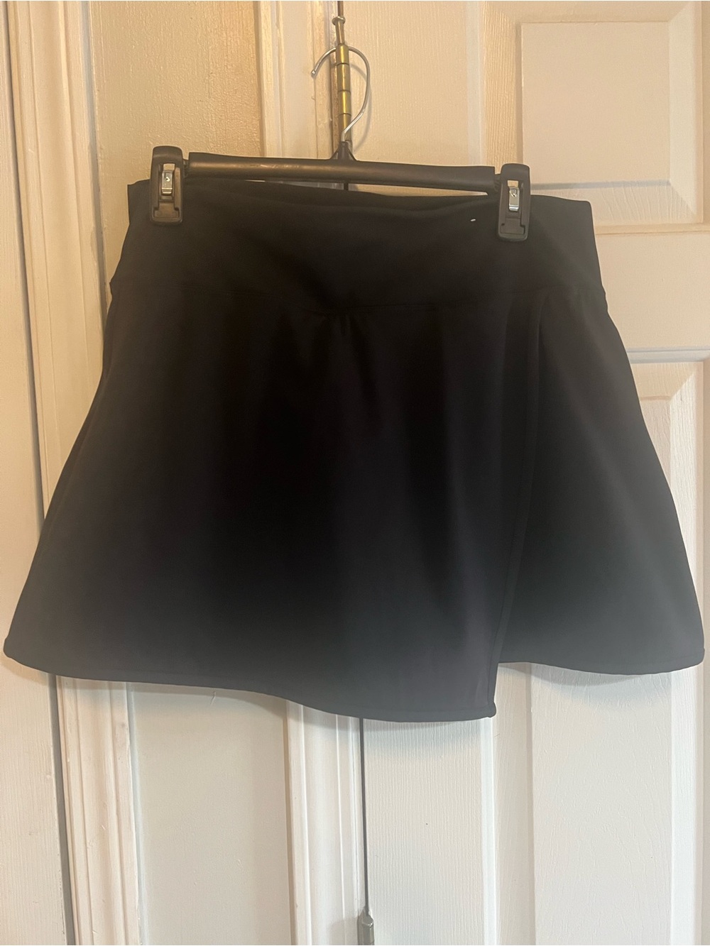 Black Old Navy Powersoft Skort - high rise, faux wrap